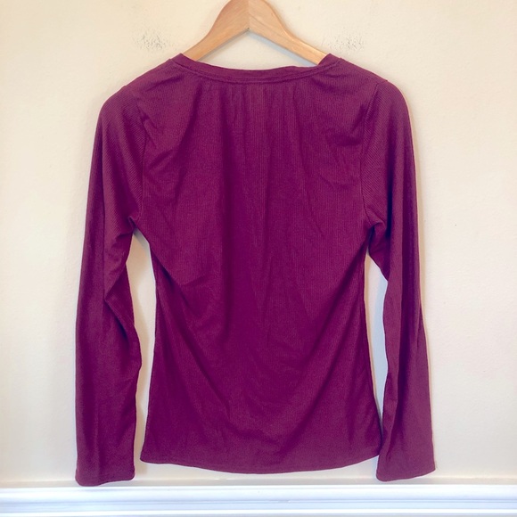 Stretch Ribbed Long Sleeved Thermal Maroon Snaps - Picture 9 of 9